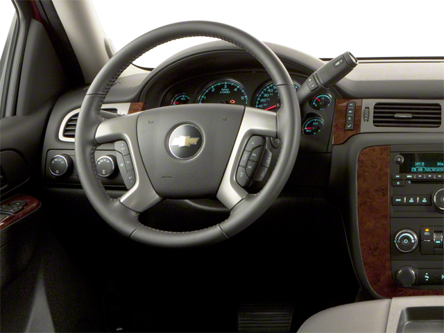 2013 Chevrolet Avalanche LT photo 4