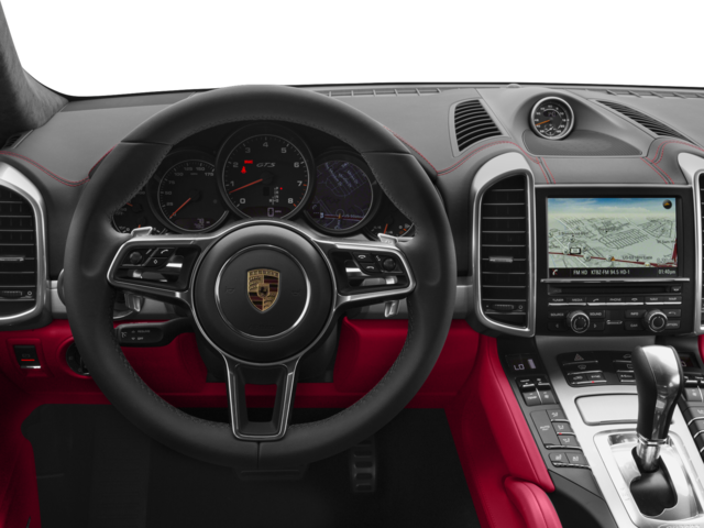 2016 Porsche Cayenne GTS photo 3