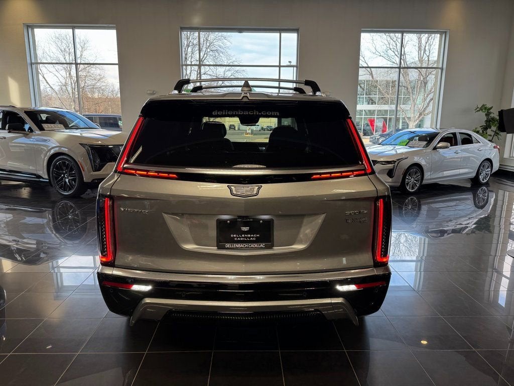 2026 Cadillac VISTIQ Luxury