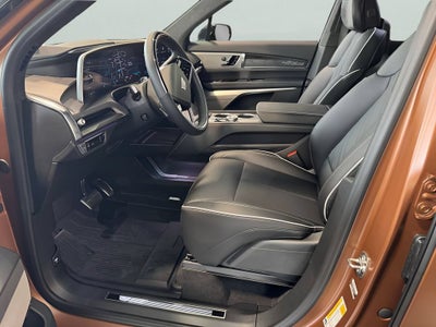 2027 Cadillac VISTIQ Platinum
