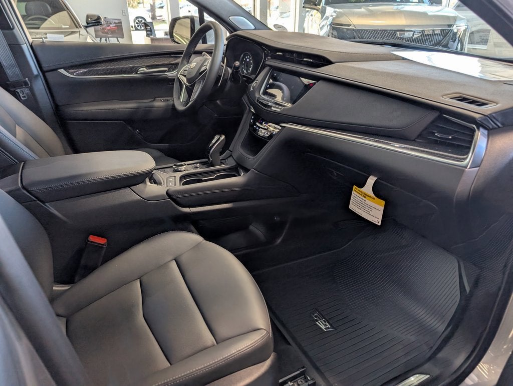 2025 Cadillac XT5 Sport