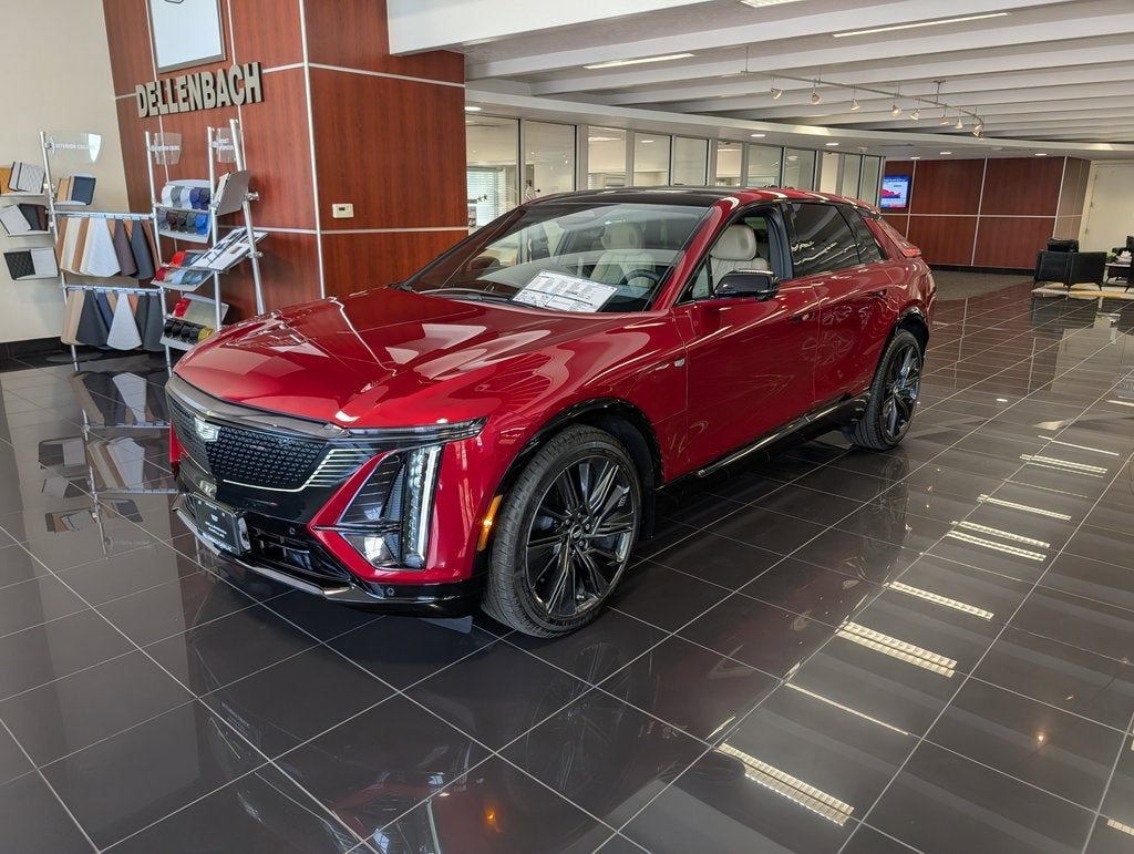 2025 Cadillac LYRIQ Sport 3