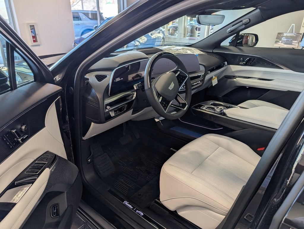 2026 Cadillac LYRIQ Signature Sport