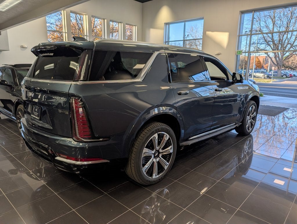 2026 Cadillac ESCALADE IQL Luxury