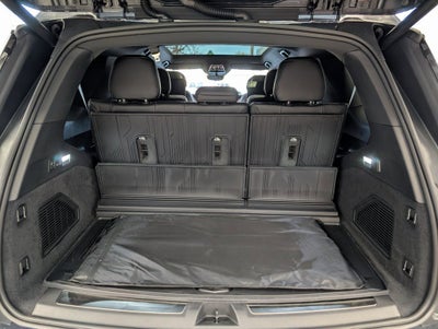 2026 Cadillac ESCALADE IQL Luxury