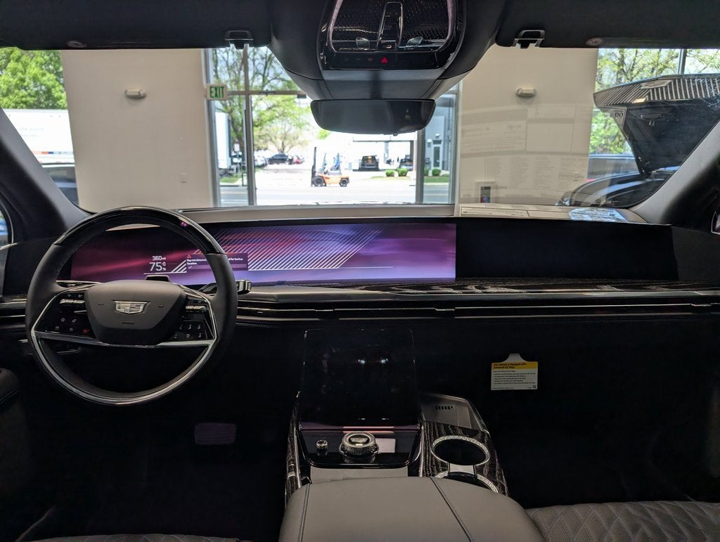 2025 Cadillac ESCALADE IQ Luxury 1