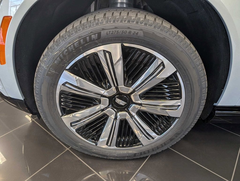 2025 Cadillac ESCALADE IQ Luxury 2