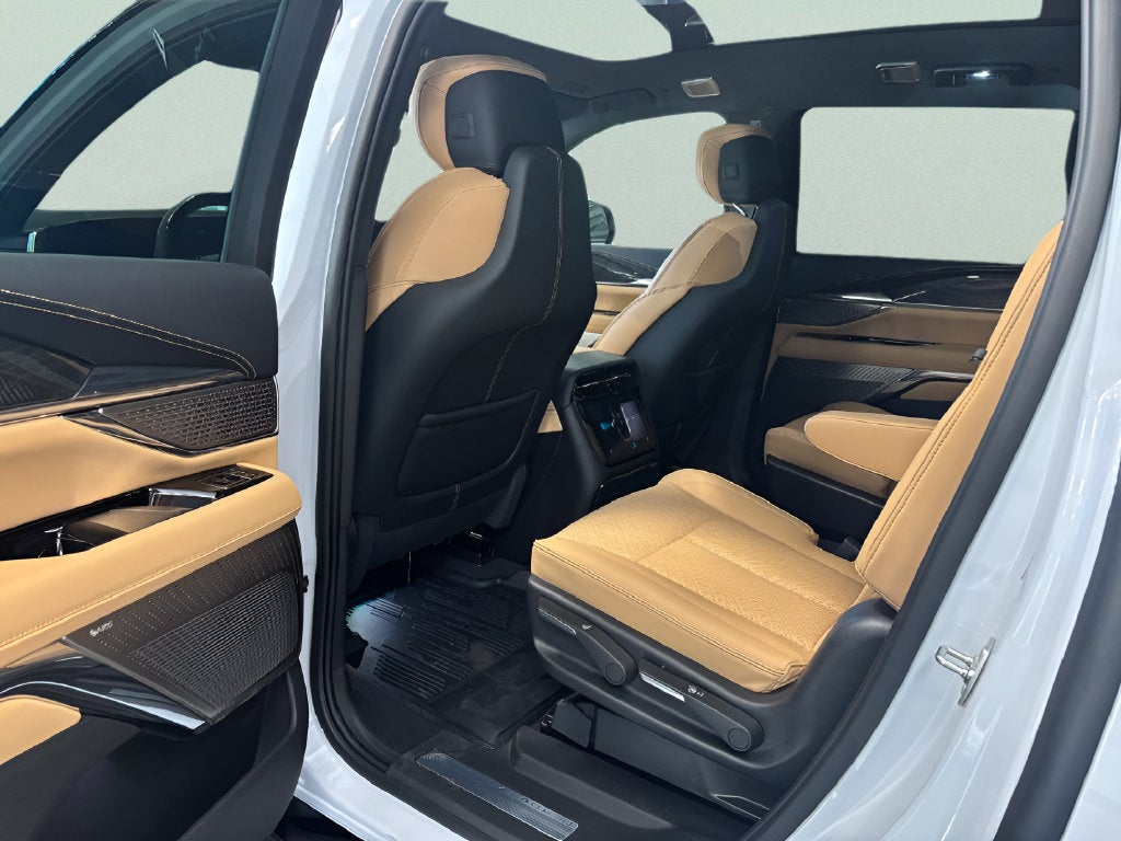 2026 Cadillac ESCALADE IQ Premium Sport