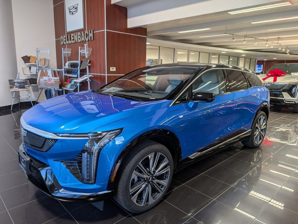 2026 Cadillac OPTIQ Premium Luxury