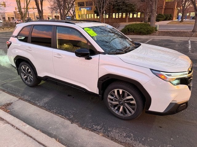 2025 Subaru FORESTER Touring