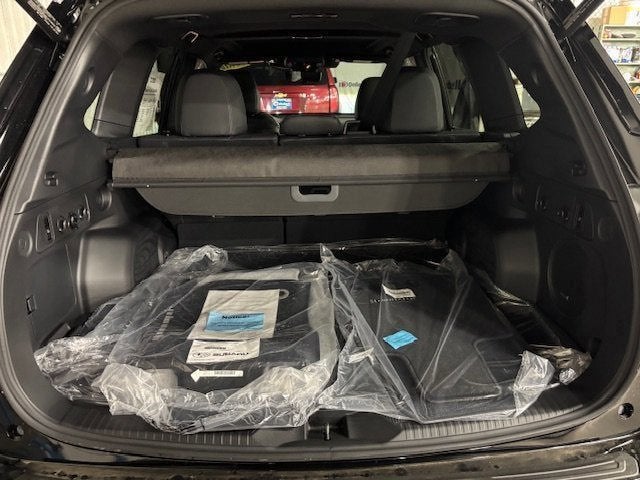 2025 Subaru FORESTER Touring Hybrid