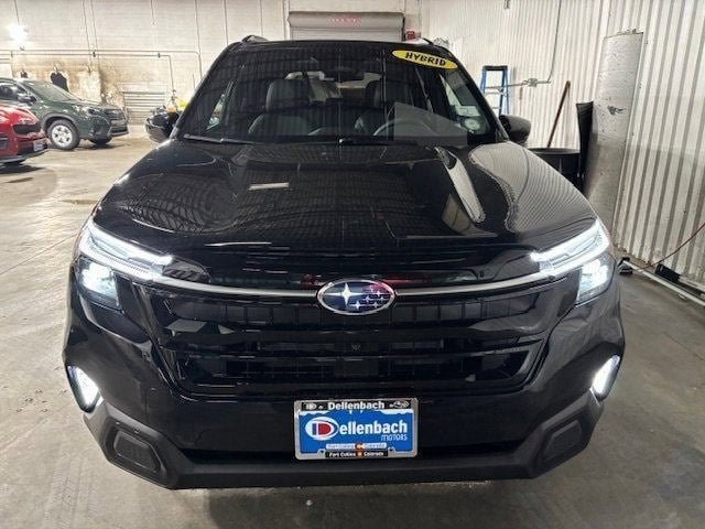 2025 Subaru FORESTER Touring Hybrid