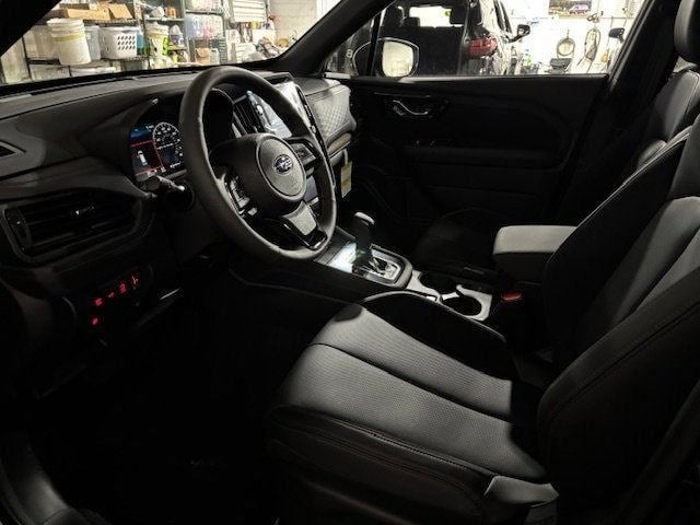 2025 Subaru FORESTER Touring Hybrid