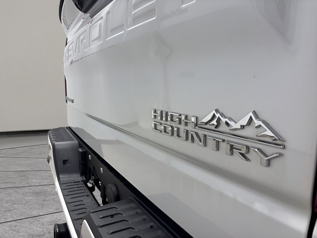 2025 Chevrolet Silverado 1500 High Country