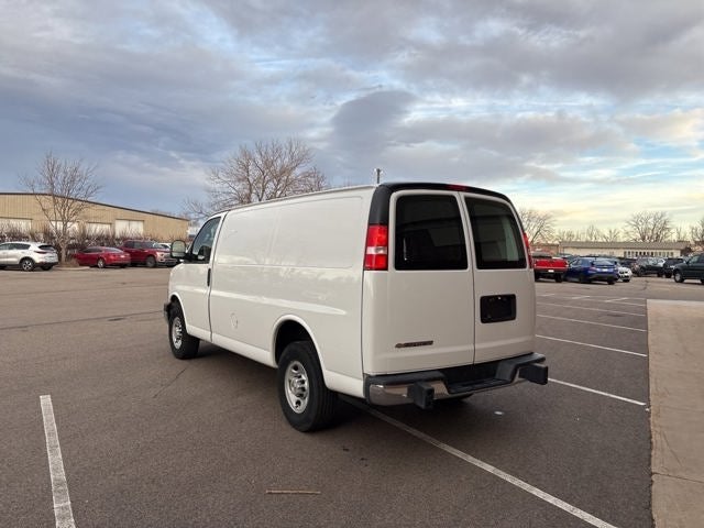 2024 Chevrolet Express 2500 Work Van Cargo