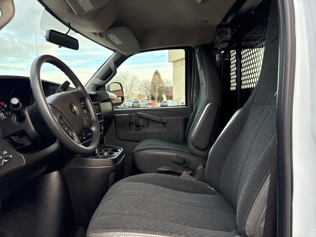 2024 Chevrolet Express 2500 Work Van Cargo