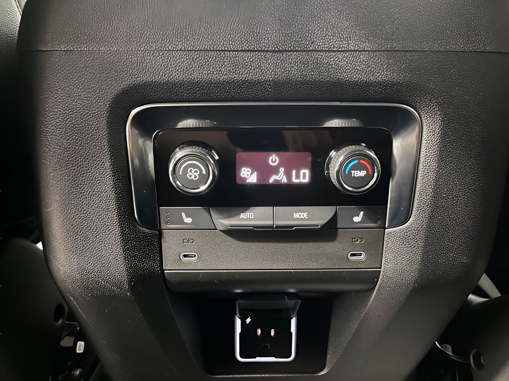 2025 Chevrolet Tahoe RST