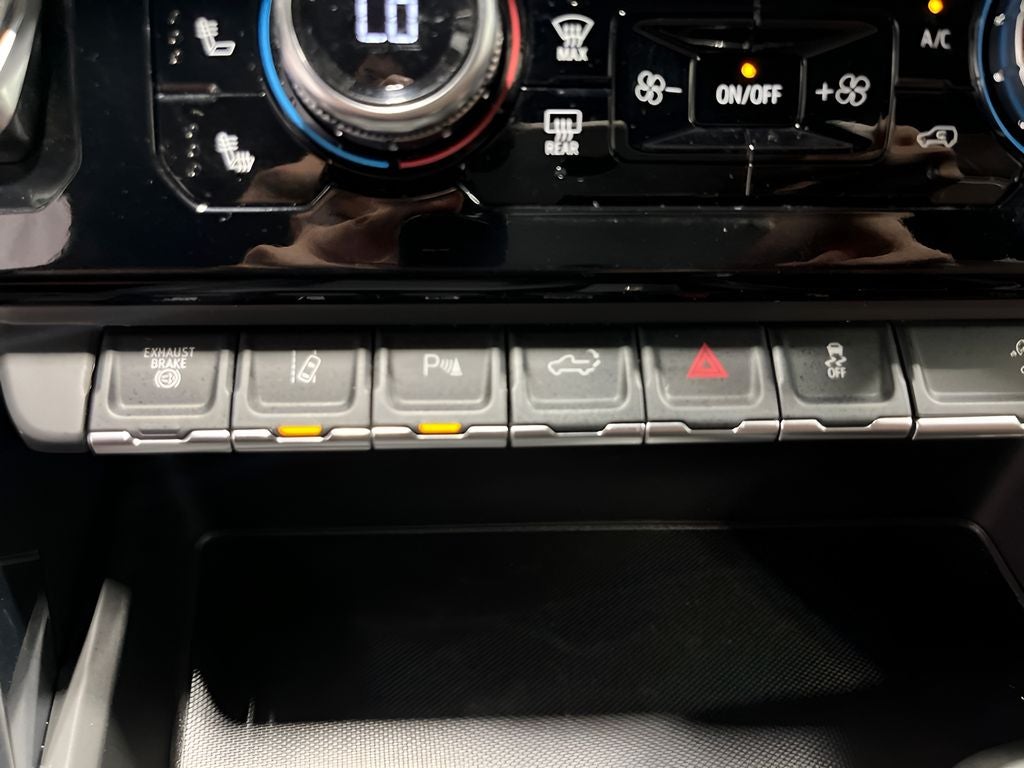 2025 GMC Sierra 3500HD Denali Ultimate