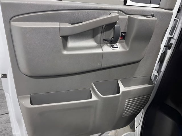 2023 GMC Savana 2500 Work Van