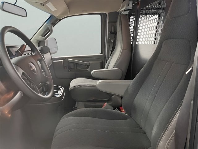 2023 GMC Savana 2500 Work Van