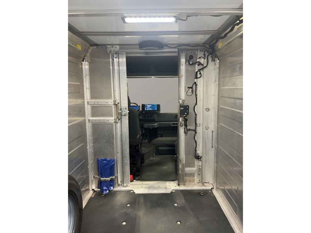 2024 BrightDrop Zevo 400 eAWD 400