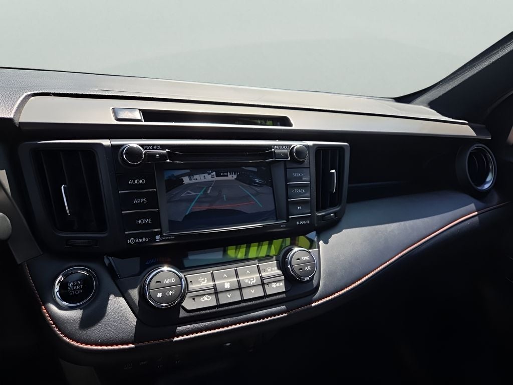 2017 Toyota RAV4 SE