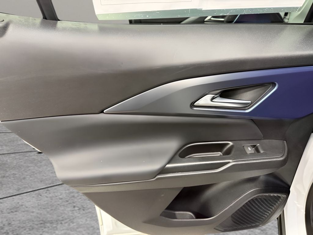 2024 Chevrolet Equinox EV LT