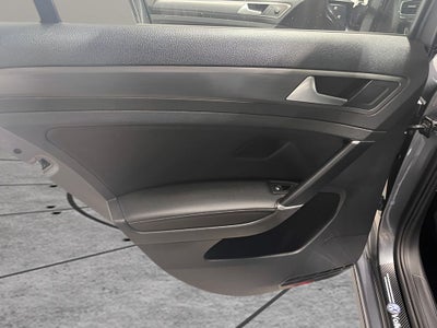 2018 Volkswagen Golf TSI S 4 Door