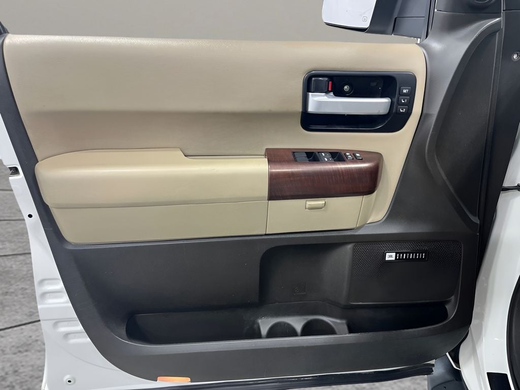 2011 Toyota Sequoia Platinum