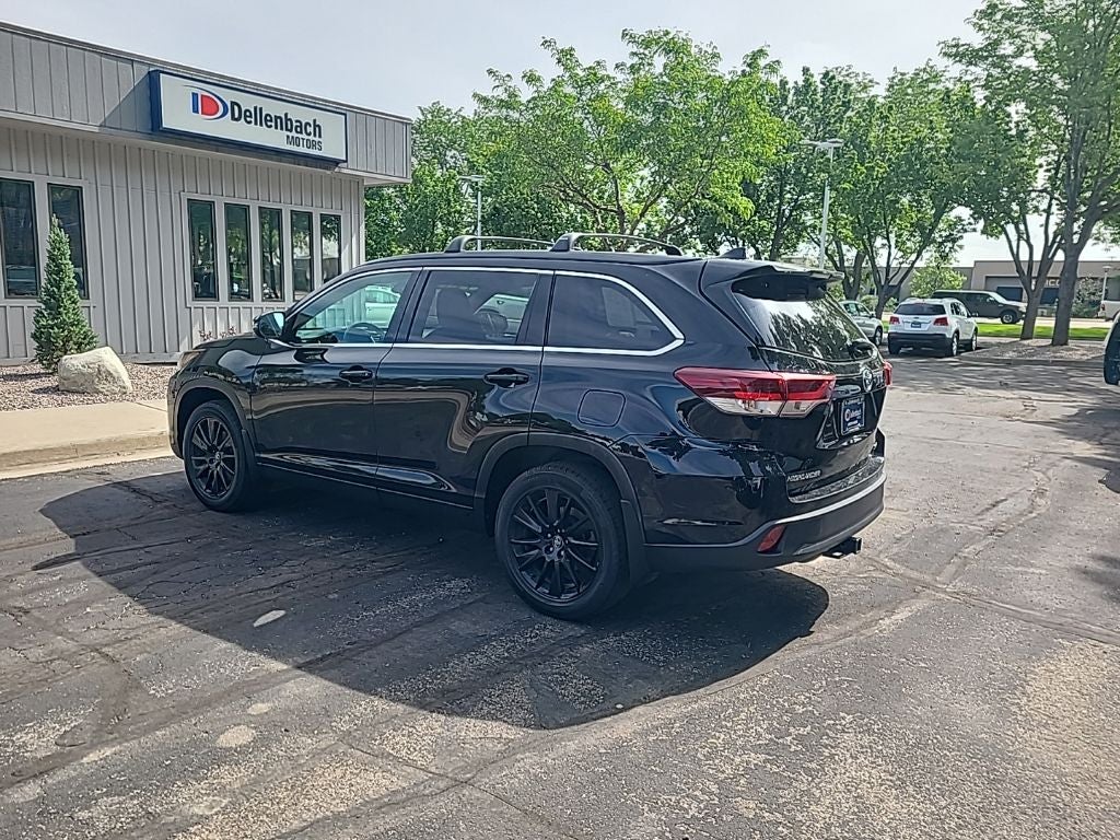 2019 Toyota Highlander SE