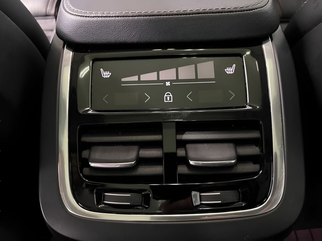 2023 Volvo XC90 Ultimate