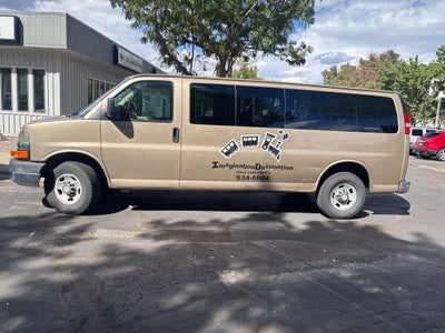 2011 Chevrolet Express Passenger 3500 1LT