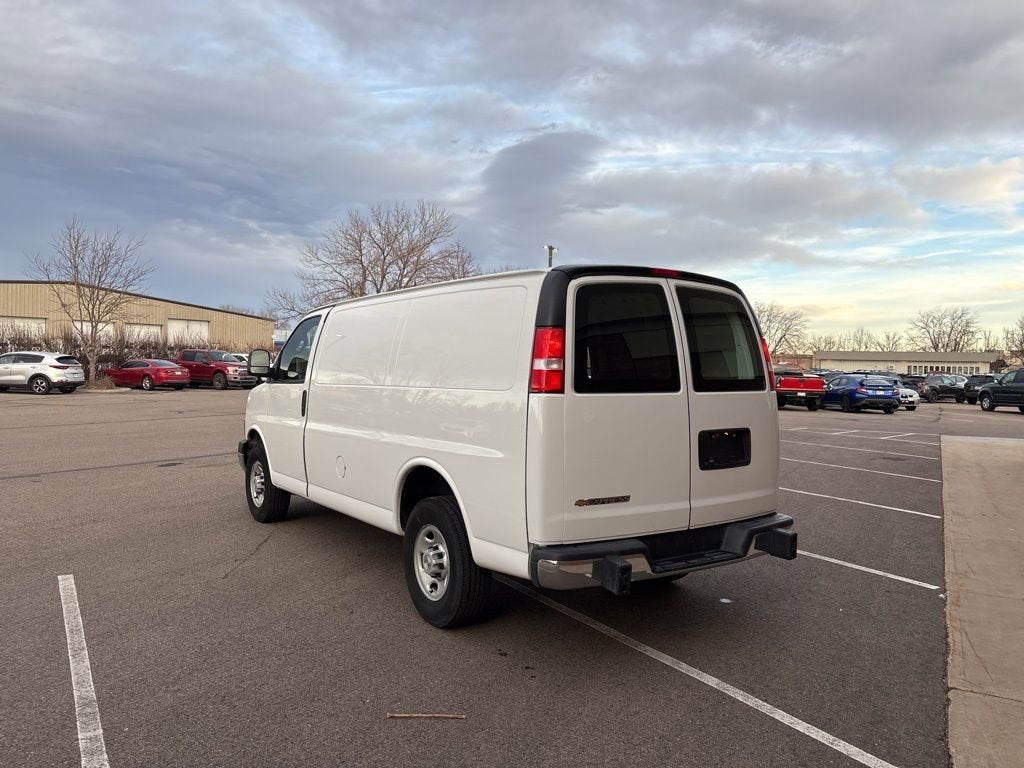 2024 Chevrolet Express Cargo 2500 WT