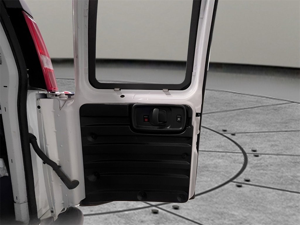 2023 GMC Savana Cargo 2500 Work Van