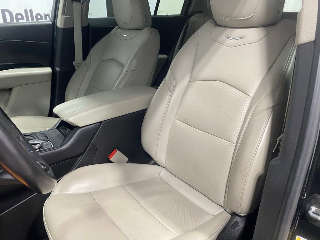 2019 Cadillac XT4 AWD Premium Luxury