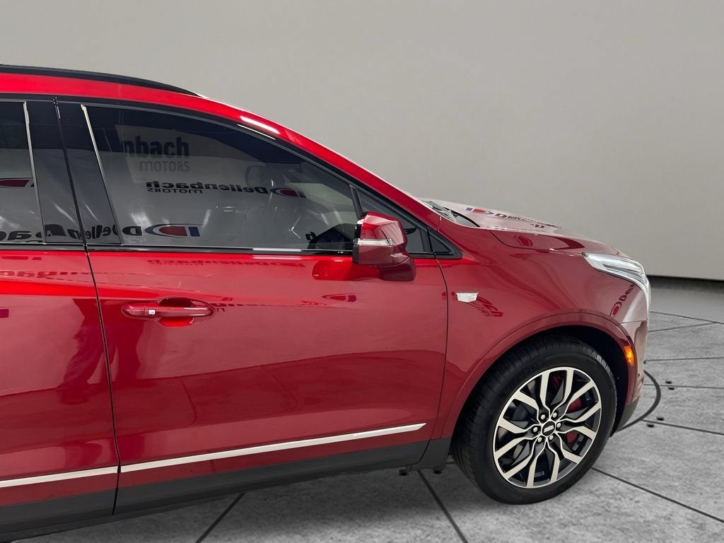 2022 Cadillac XT5 AWD Sport