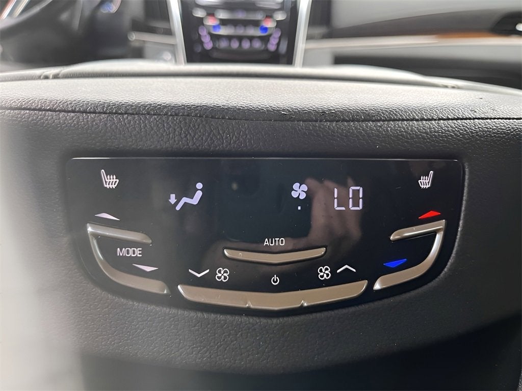 2020 Cadillac Escalade Luxury