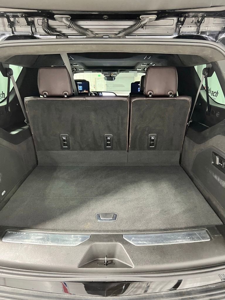 2023 Cadillac Escalade ESV Sport Platinum