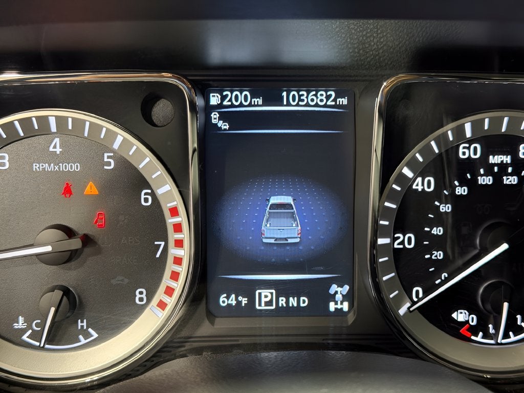 2018 Nissan TITAN SV