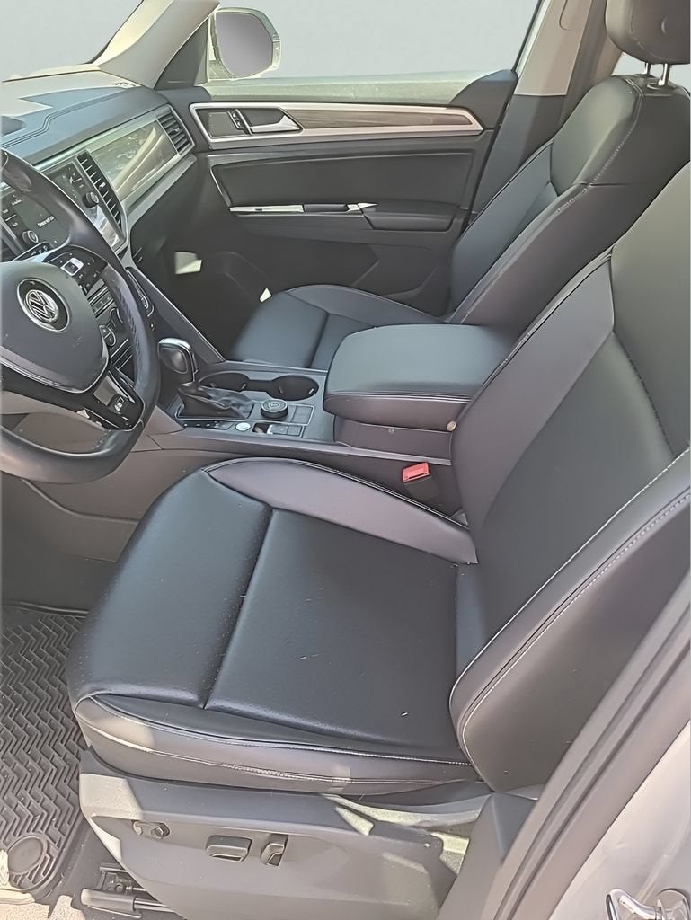 2019 Volkswagen Atlas 3.6L V6 SE w/Technology R-Line