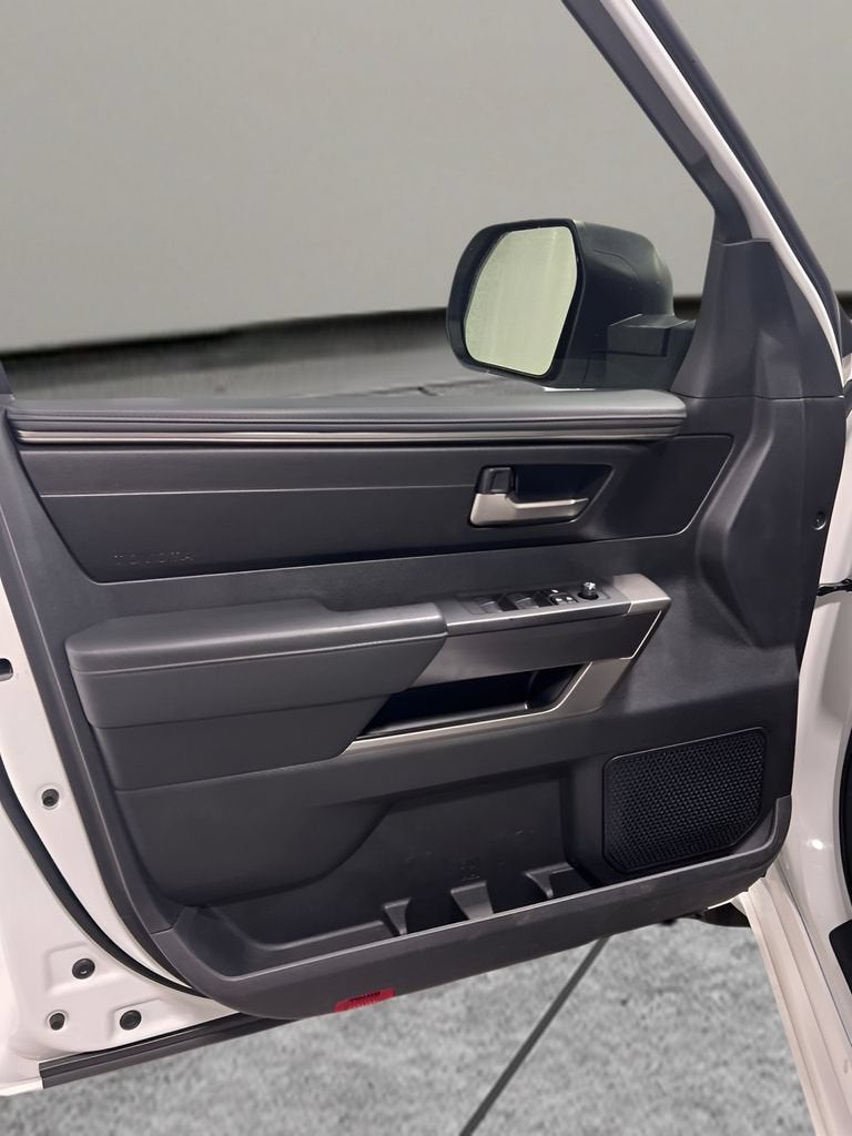 2023 Toyota Tundra 4WD SR5