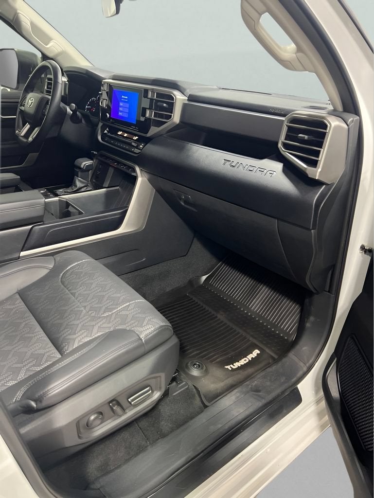 2023 Toyota Tundra 4WD SR5