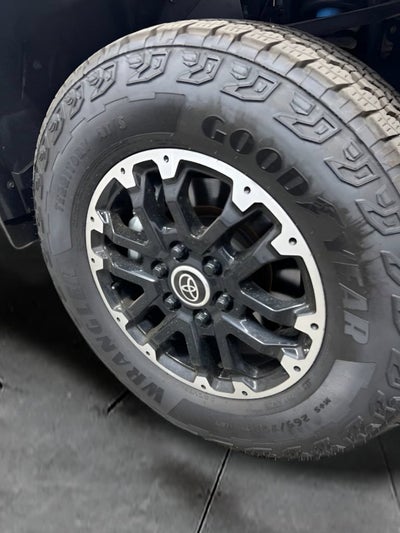 2023 Toyota Tundra 4WD SR5