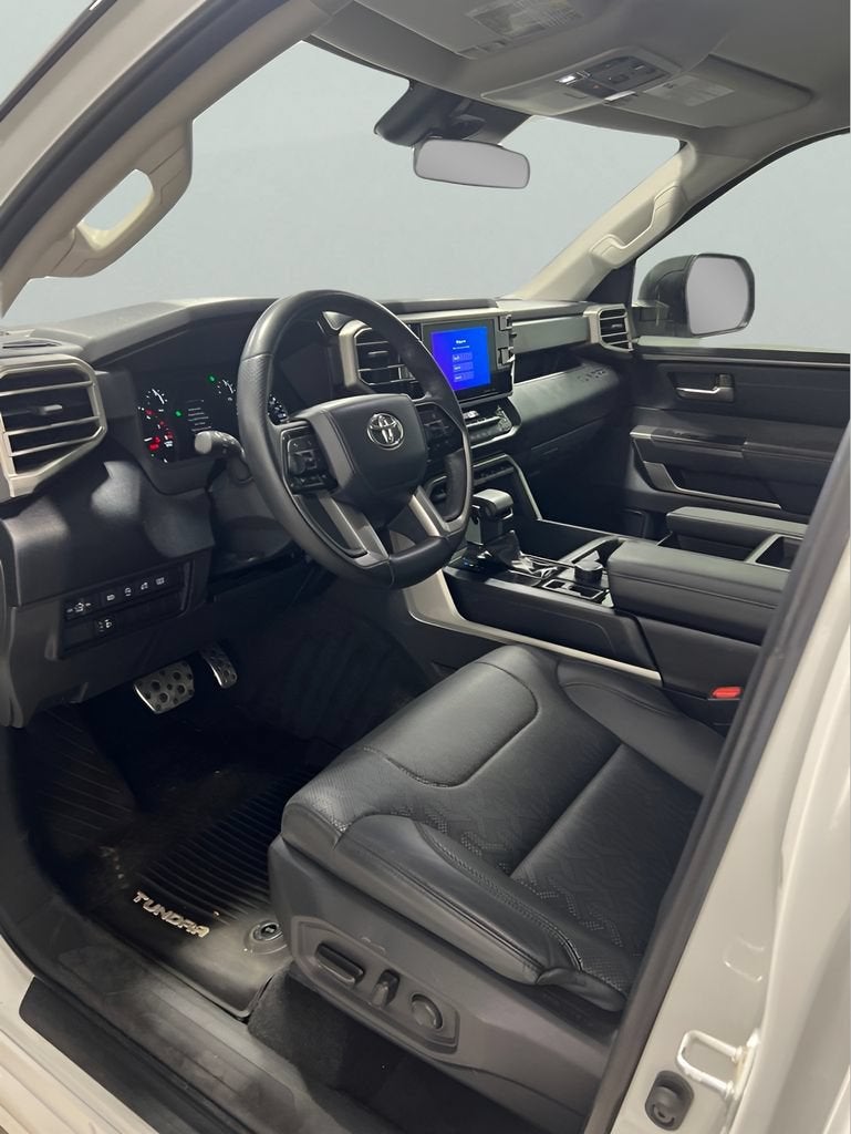 2023 Toyota Tundra 4WD SR5