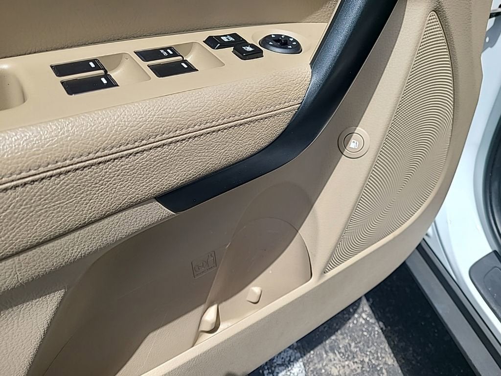 2011 Kia Sorento LX
