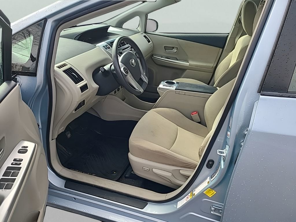 2012 Toyota Prius v Two