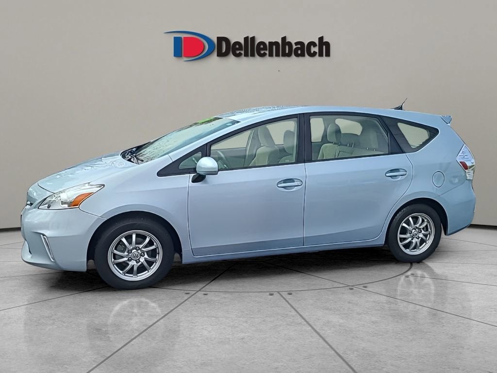 2012 Toyota Prius v Two
