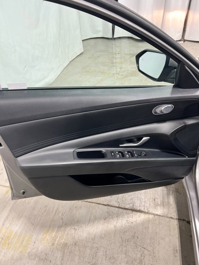 2023 Hyundai Elantra Hybrid Blue