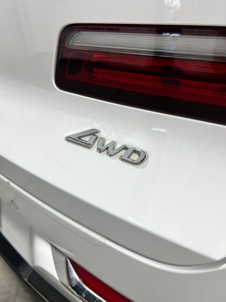 2021 Genesis GV80 Base