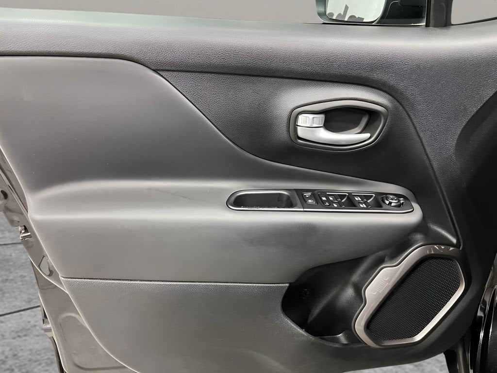 2023 Jeep Renegade Latitude 4x4